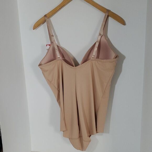 Red Hot SPANX Shaping Cupped Panty Bodysuit Nude Size 1X NWT - Picture 5 of 8